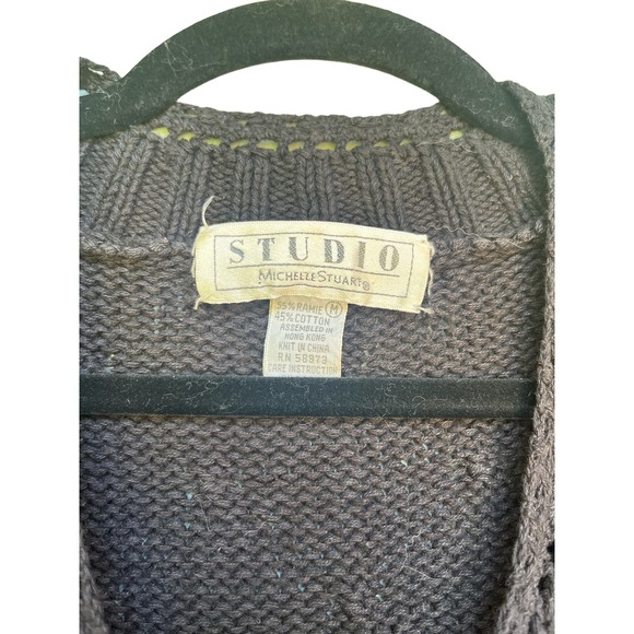 Vintage Studio by Michelle Stuart floral knit sweater size medium - Picture 3 of 4